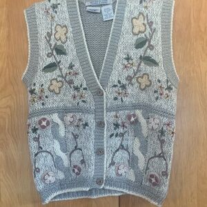 Vintage Hand Knit Fairy Floral Bohemian Cottagecore Granny Sweater Vest sz M